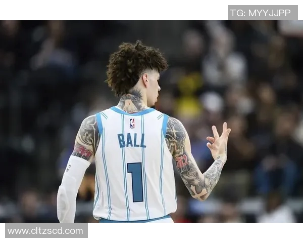 外线手感糟糕！鲍尔&米勒三分合计17投3中