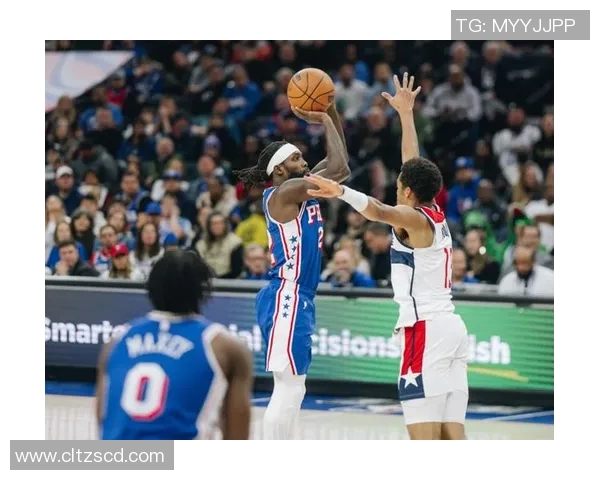 马克西半场神勇演出！10投8中轰22分，5三分+21正负值主导领先